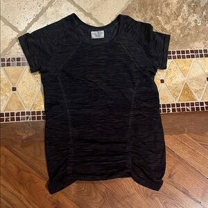 Athleta dark gray short sleeve active shirt size small